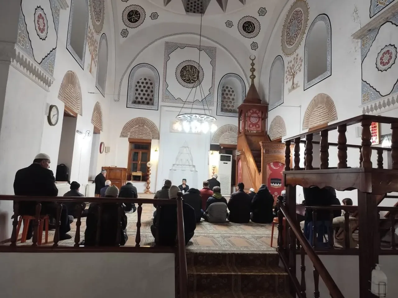 Osmangazi'de Sabah Namazı Buluşması ile Maneviyat Tazelendi Osmangazi'de Sabah Namazı Buluşması ile Maneviyat Tazelendi