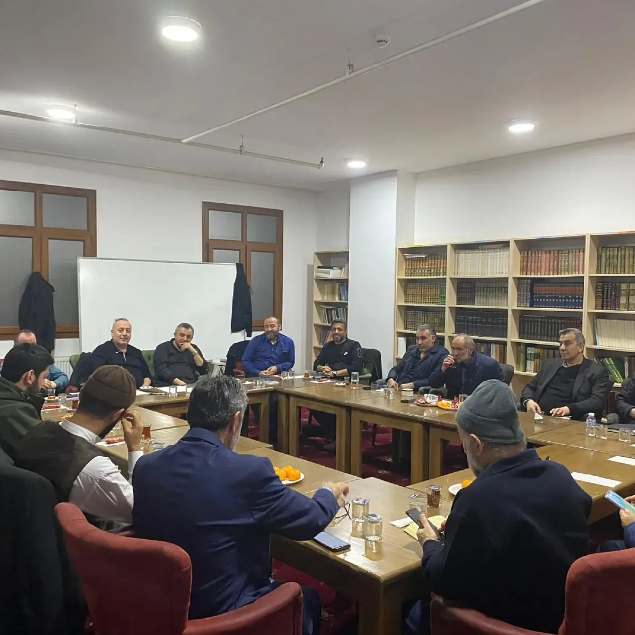 Gaziosmanpaşa'da Mahalle Bazlı Kur'an Kursu Toplantısı Gerçekleştirildi Gaziosmanpaşa'da Mahalle Bazlı Kur'an Kursu Toplantısı Gerçekleştirildi