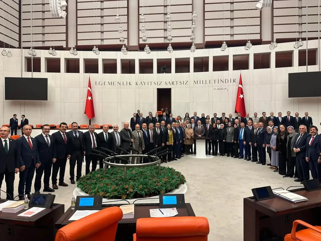 AK Parti Balıkesir Milletvekili İsmail Ok, Sağlık ve Enerji Bakanlıkları Bütçe Görüşmelerini Değerlendirdi AK Parti Balıkesir Milletvekili İsmail Ok, Sağlık ve Enerji Bakanlıkları Bütçe Görüşmelerini Değerlendirdi