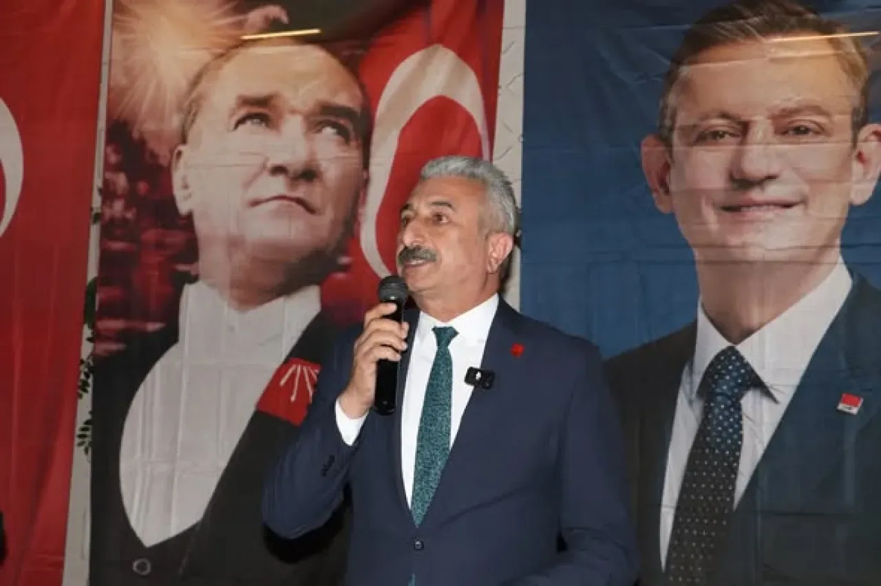 CHP Bursa İlçe Örgütleri Dayanışma Yemeğinde Buluştu CHP Bursa İlçe Örgütleri Dayanışma Yemeğinde Buluştu
