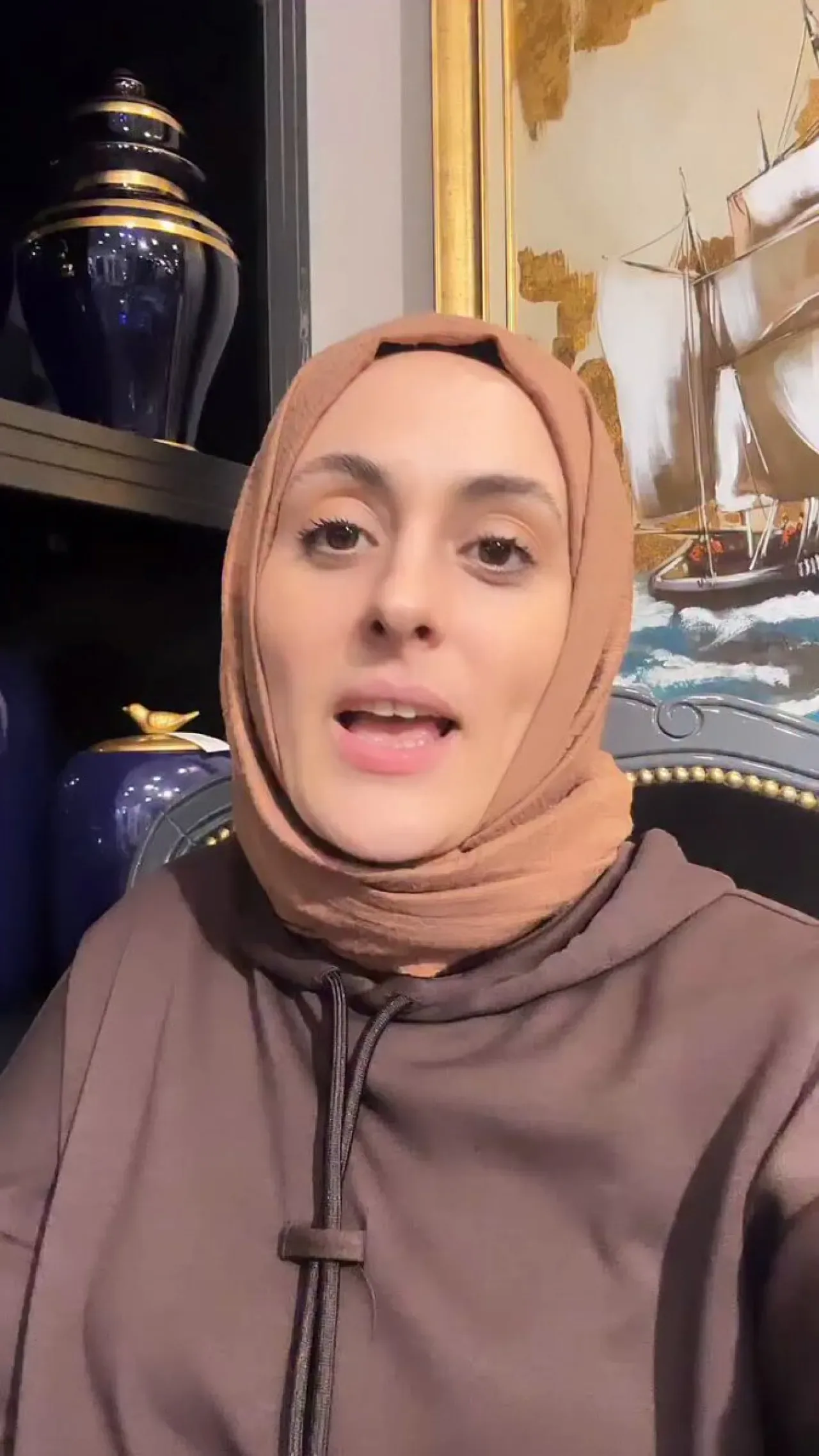 Yılbaşı Kutlamalarına Yönelik Tartışmalı Sosyal Medya Paylaşımı Yılbaşı Kutlamalarına Yönelik Tartışmalı Sosyal Medya Paylaşımı
