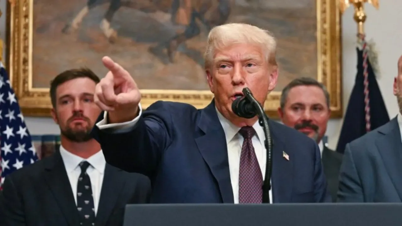 Trump, Fed Başkanı Powell'a Rağmen Faiz Oranlarının Düşmekte Olduğunu İleri Sürdü Trump, Fed Başkanı Powell'a Rağmen Faiz Oranlarının Düşmekte Olduğunu İleri Sürdü