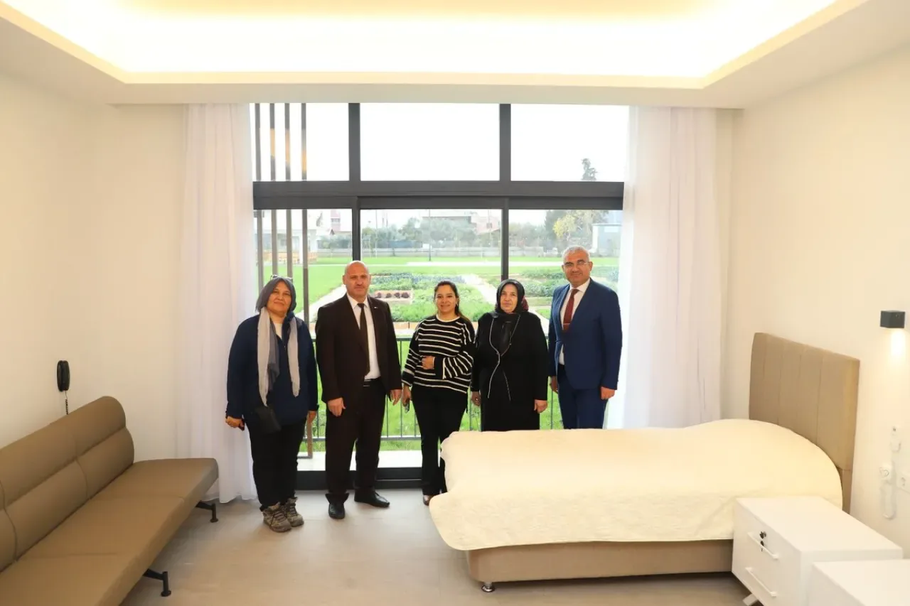 Adana İmamoğlu'nda Yeni Huzurevinin İnşaatında Son Durum Değerlendirildi Adana İmamoğlu'nda Yeni Huzurevinin İnşaatında Son Durum Değerlendirildi