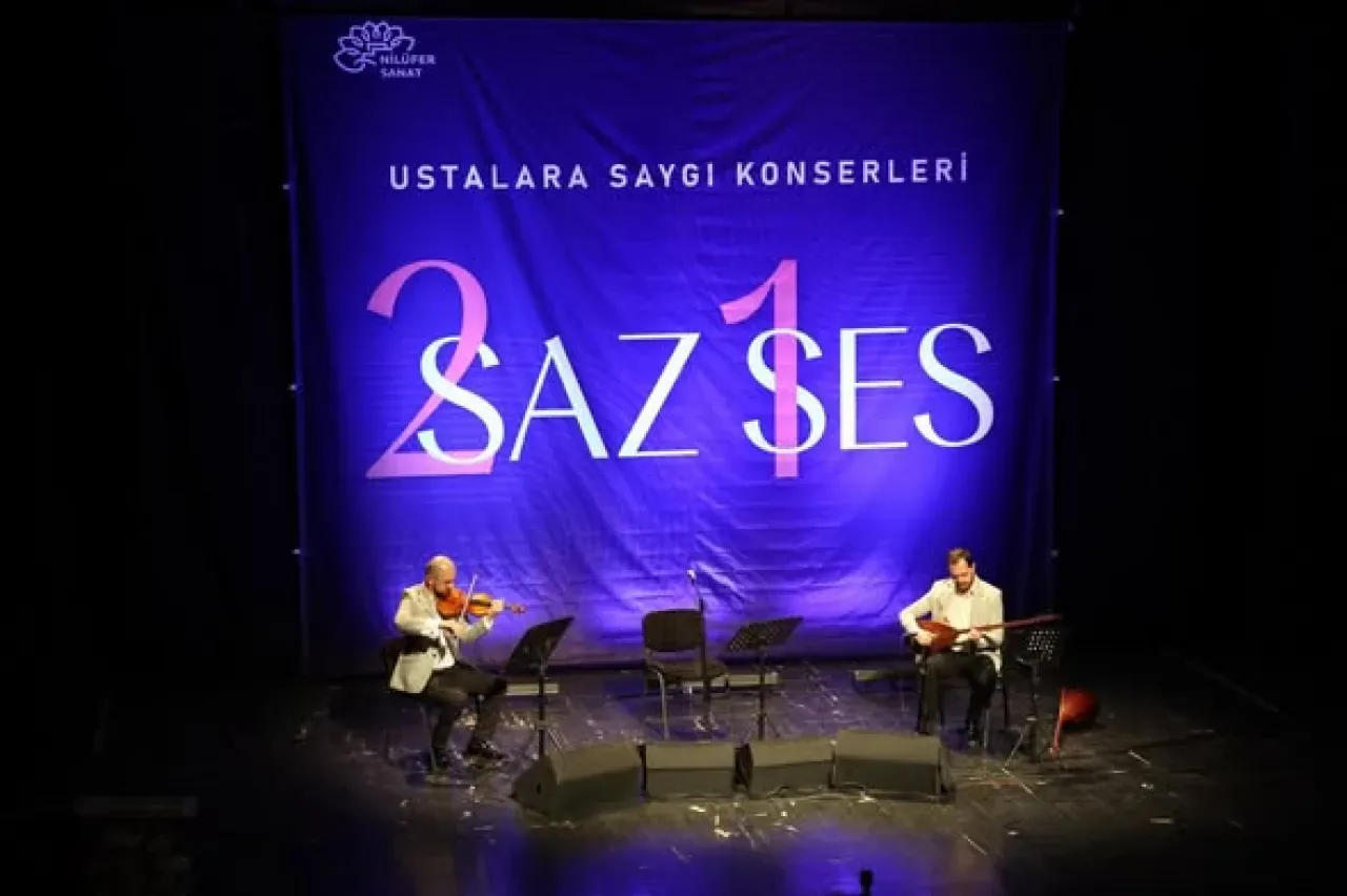 Nilüfer'de "2 Saz 1 Ses" Konseriyle Müzik Rüzgarı Esti Nilüfer'de "2 Saz 1 Ses" Konseriyle Müzik Rüzgarı Esti