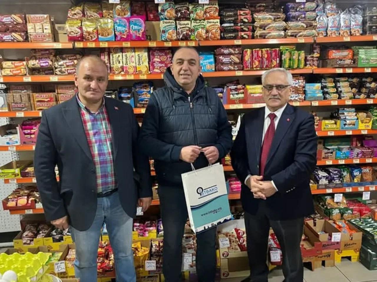 İstanbul Bakkallar Odası, Esnaf Ziyaretleri ile Sektörün Nabzını Tutuyor İstanbul Bakkallar Odası, Esnaf Ziyaretleri ile Sektörün Nabzını Tutuyor