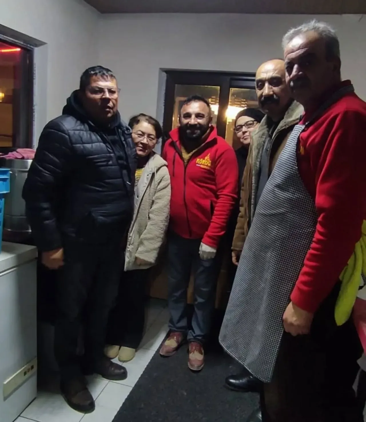 MHP Elmadağ İlçe Başkanı Ahmet Değer, Esnaf Ziyaretlerini Sürdürüyor MHP Elmadağ İlçe Başkanı Ahmet Değer, Esnaf Ziyaretlerini Sürdürüyor