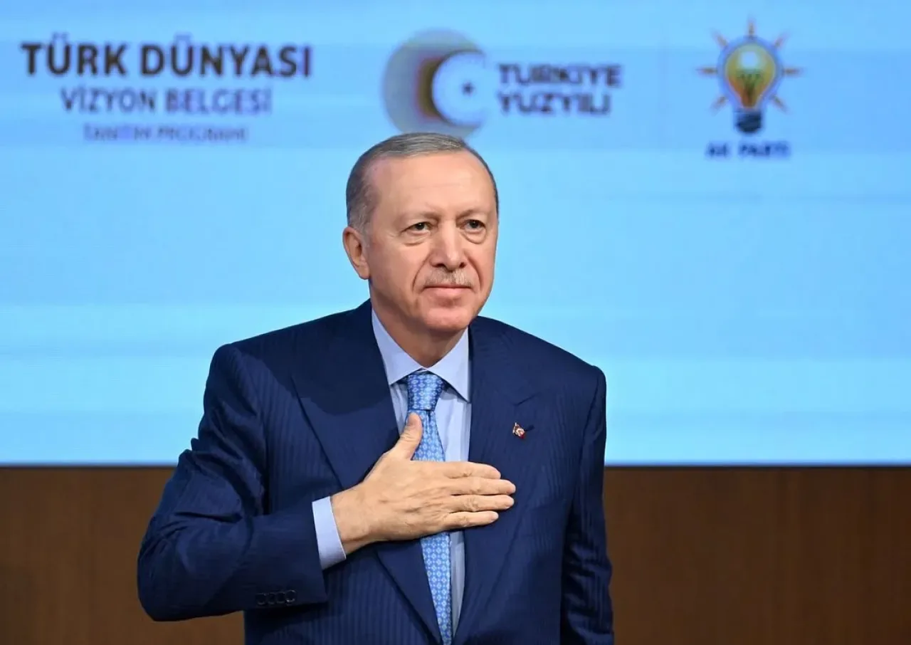 AK Parti Gölbaşı İlçe Başkanlığı, Türk Dünyası Vizyon Belgesi Tanıtım Programı'na Katıldı AK Parti Gölbaşı İlçe Başkanlığı, Türk Dünyası Vizyon Belgesi Tanıtım Programı'na Katıldı