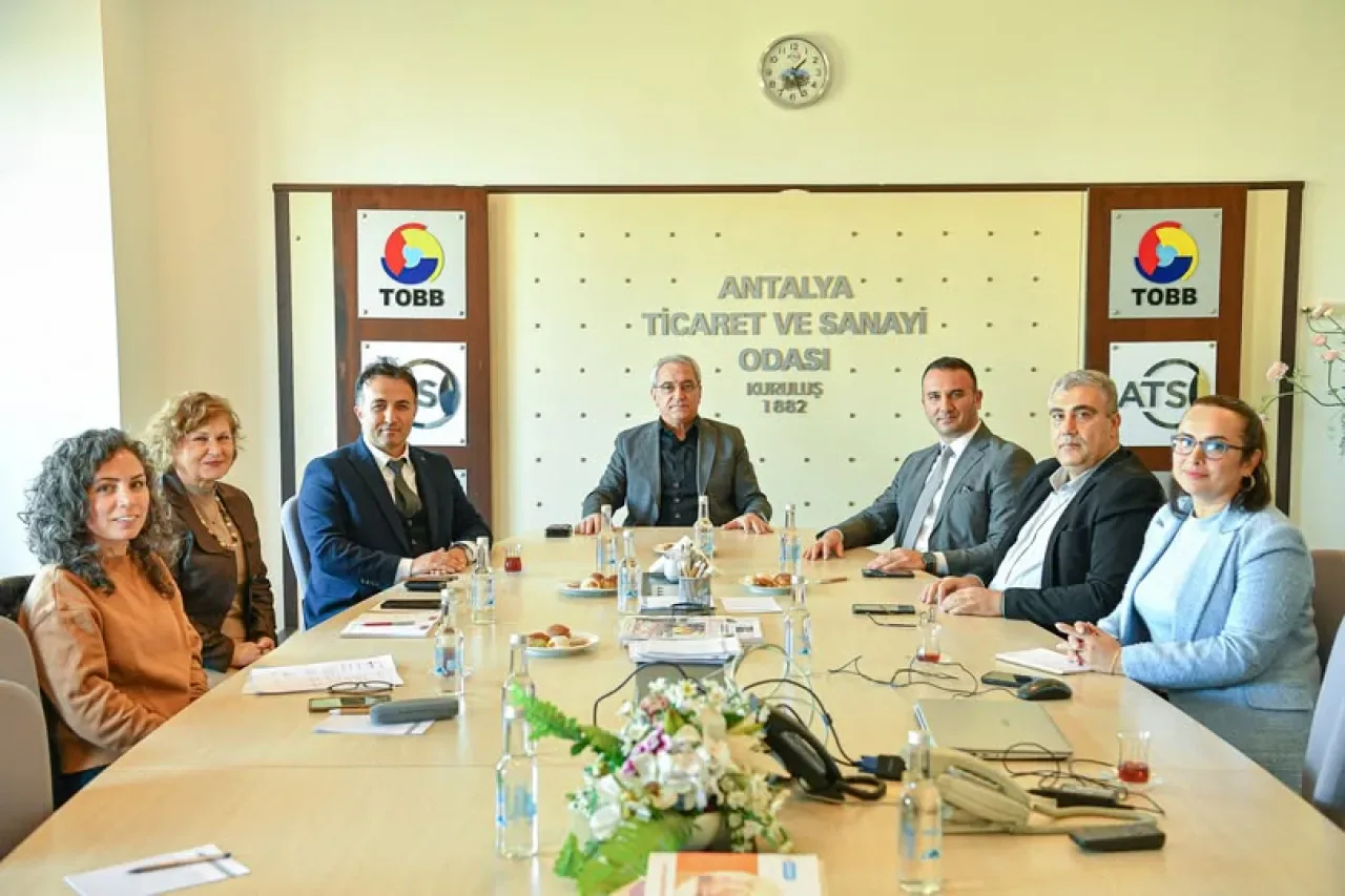Antalya'da Nitelikli İşgücü Yetiştirme Programı İle 296 Kişiye Eğitim Antalya'da Nitelikli İşgücü Yetiştirme Programı İle 296 Kişiye Eğitim
