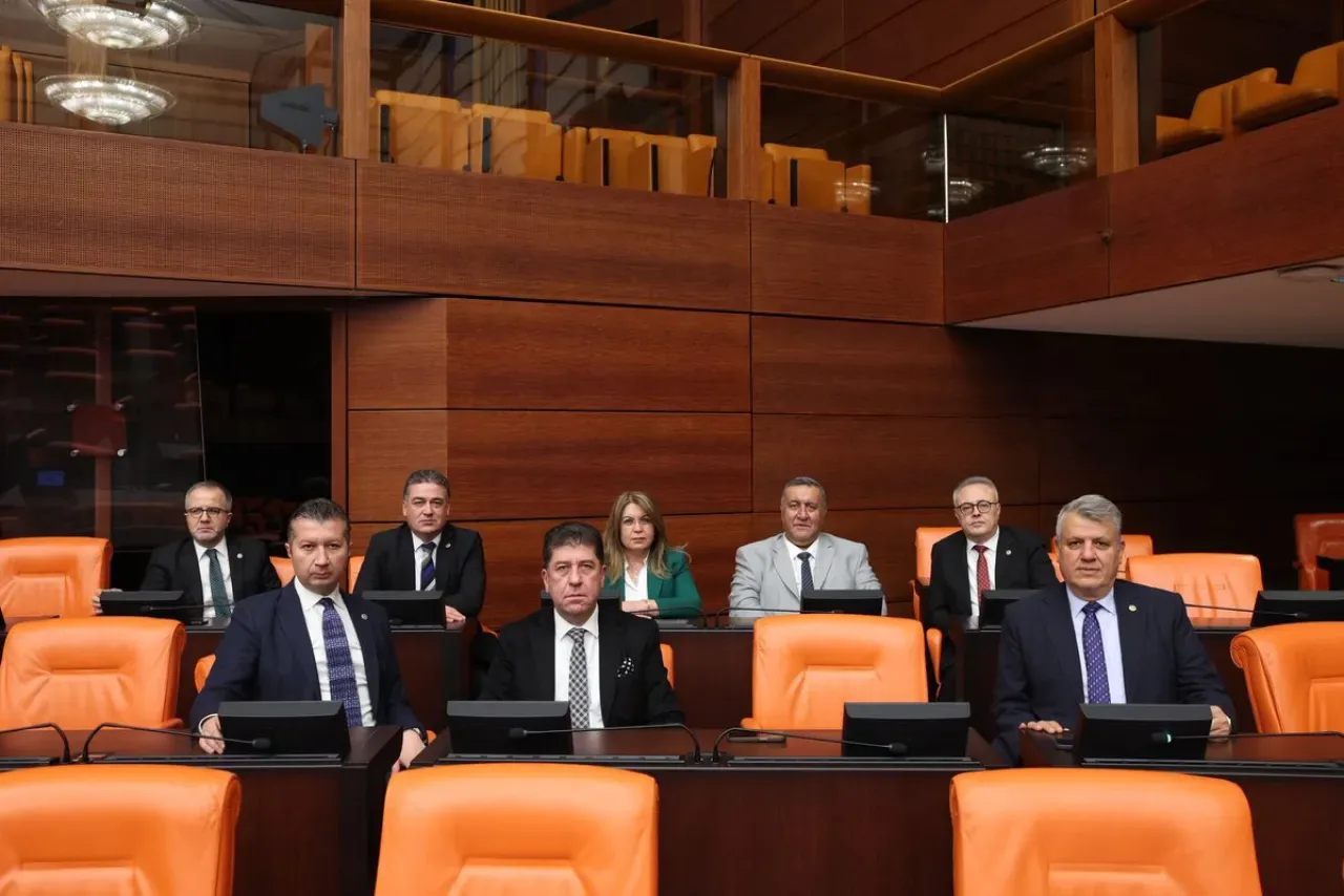CHP'li Barut Meclis'te Halkçı Bütçe İçin Mücadele Ettiğini Açıkladı CHP'li Barut Meclis'te Halkçı Bütçe İçin Mücadele Ettiğini Açıkladı
