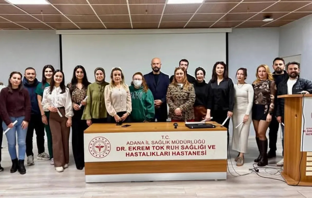 Adana'da Psikiyatri Hemşireliği Eğitimi Sertifika Töreni ile Tamamlandı Adana'da Psikiyatri Hemşireliği Eğitimi Sertifika Töreni ile Tamamlandı