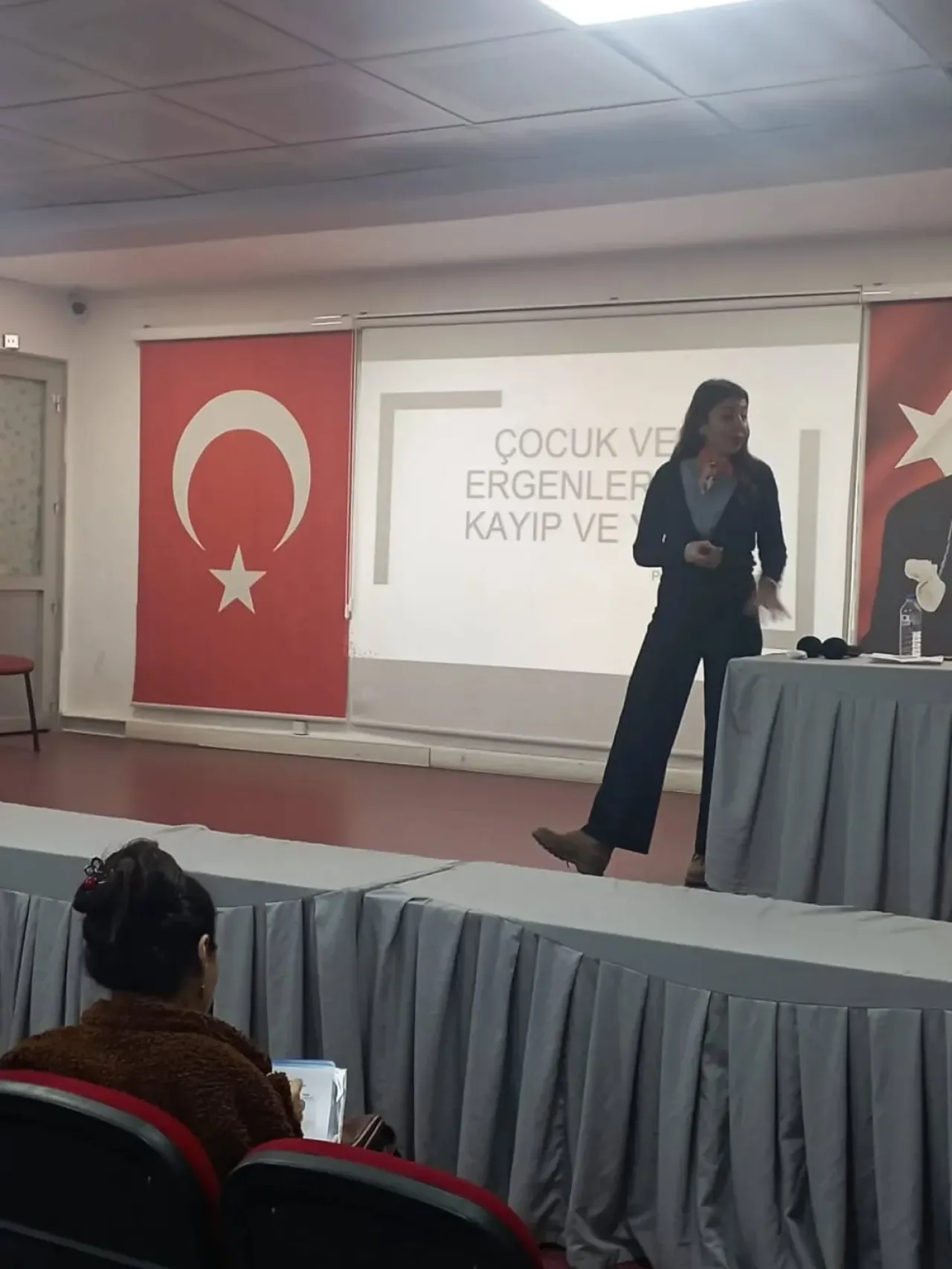 Beykoz'da Öğretmenlere Yönelik "Kayıp ve Yas" Semineri Düzenlendi Beykoz'da Öğretmenlere Yönelik "Kayıp ve Yas" Semineri Düzenlendi