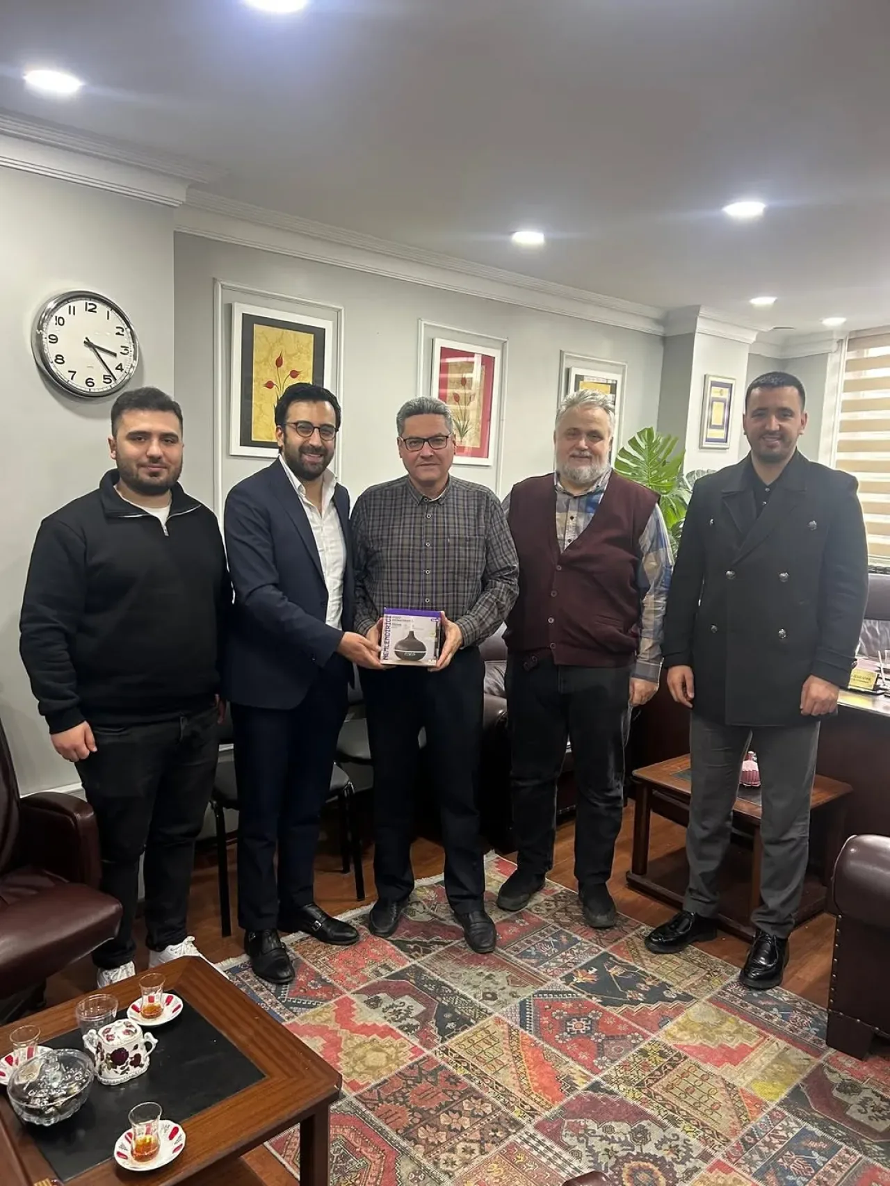 AK Parti Eyüpsultan'dan Avukatlara Seçim Ziyareti AK Parti Eyüpsultan'dan Avukatlara Seçim Ziyareti