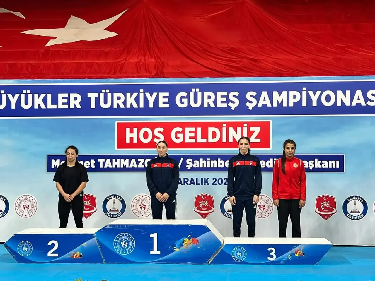 Zeynep Yetgil, Büyükler Türkiye Güreş Şampiyonası'nda Birinci Oldu Zeynep Yetgil, Büyükler Türkiye Güreş Şampiyonası'nda Birinci Oldu