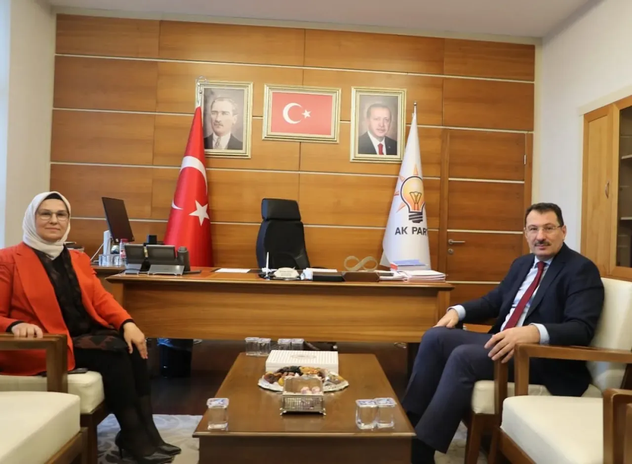 Radiye Sezer Katırcıoğlu, AK Parti Genel Başkan Yardımcısı Ali İhsan Yavuz'u Ziyaret Etti Radiye Sezer Katırcıoğlu, AK Parti Genel Başkan Yardımcısı Ali İhsan Yavuz'u Ziyaret Etti