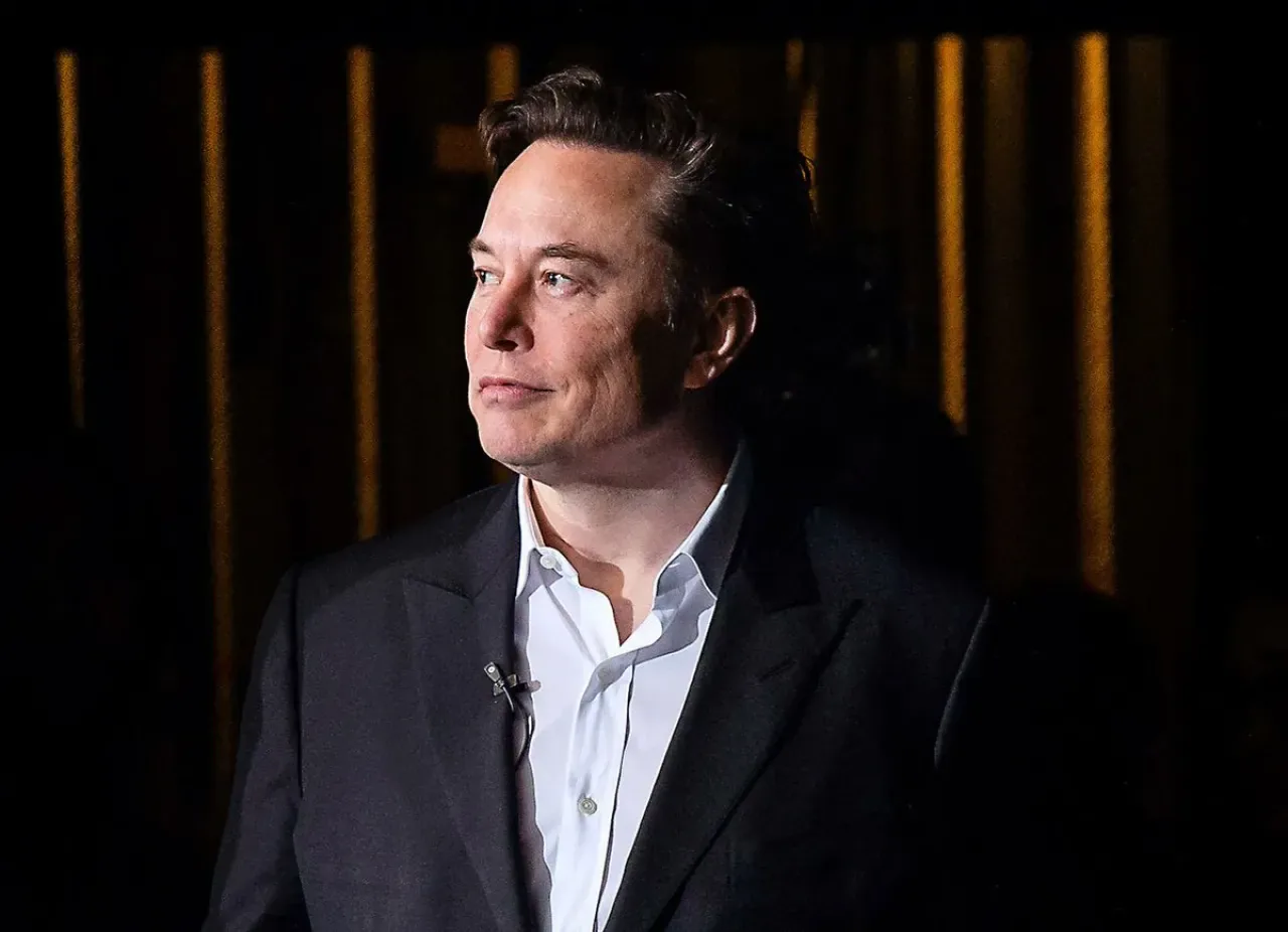 Elon Musk Tarihte 600 Milyar Dolarlık Servete Ulaşan İlk İnsan Oldu Elon Musk Tarihte 600 Milyar Dolarlık Servete Ulaşan İlk İnsan Oldu