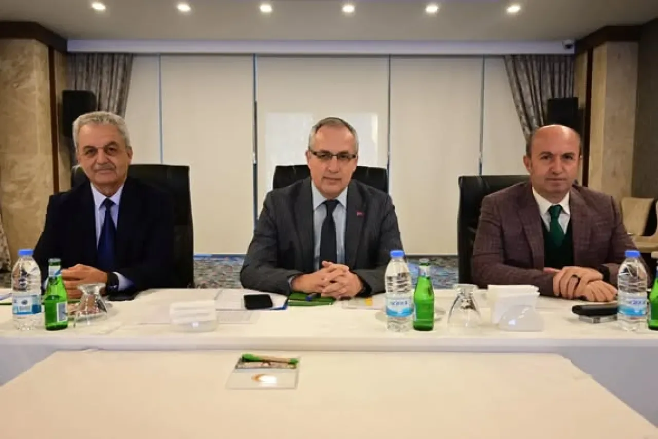 Antalya Orman Bölge Müdürlüğü 2025 Hedeflerini ve 2026 Planlarını Değerlendirdi Antalya Orman Bölge Müdürlüğü 2025 Hedeflerini ve 2026 Planlarını Değerlendirdi