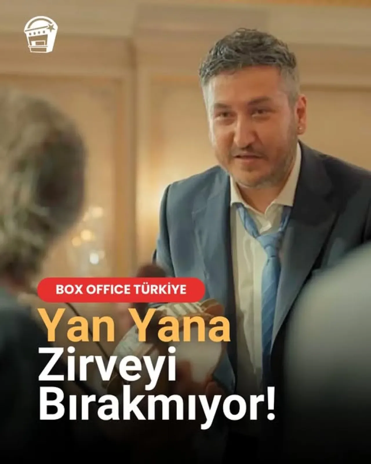 Yan Yana Filmi Gişede Liderliğini Sürdürüyor Yan Yana Filmi Gişede Liderliğini Sürdürüyor