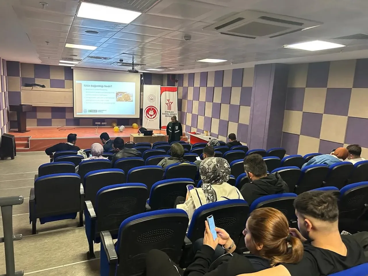 Esenler'de Evlenecek Çiftlere Alkol Bağımlılığı Eğitimi Esenler'de Evlenecek Çiftlere Alkol Bağımlılığı Eğitimi