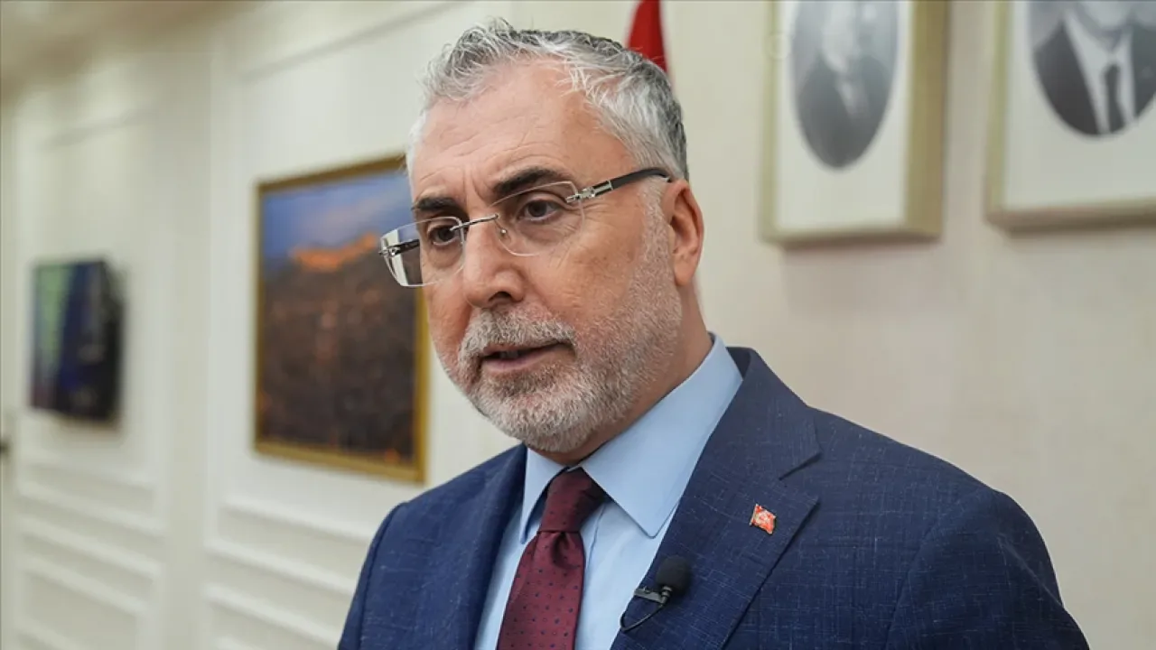 Bakan Işıkhan'dan Asgari Ücret Açıklaması: "Sosyal Diyalog ile Süreci İşleteceğiz" Bakan Işıkhan'dan Asgari Ücret Açıklaması: "Sosyal Diyalog ile Süreci İşleteceğiz"
