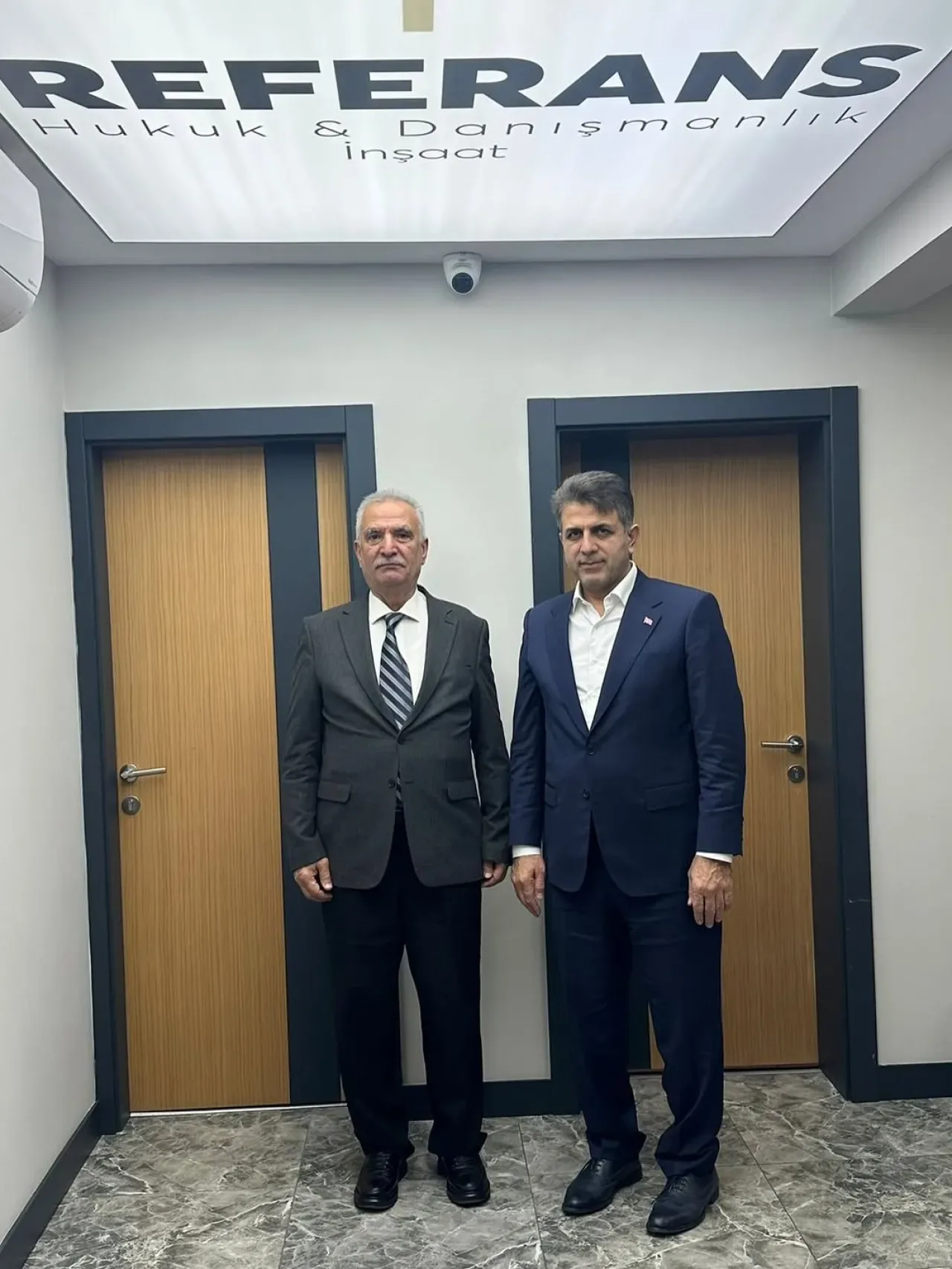 AK Parti Bağcılar'da MHP'li Davut Haskırış'a Teşekkür Ziyareti AK Parti Bağcılar'da MHP'li Davut Haskırış'a Teşekkür Ziyareti