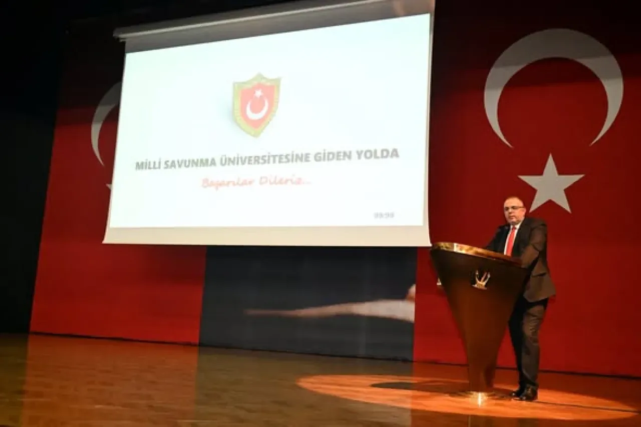 Milli Savunma Üniversitesi'nden Lise Rehber Öğretmenlerine Yönelik Tanıtım Toplantısı Milli Savunma Üniversitesi'nden Lise Rehber Öğretmenlerine Yönelik Tanıtım Toplantısı