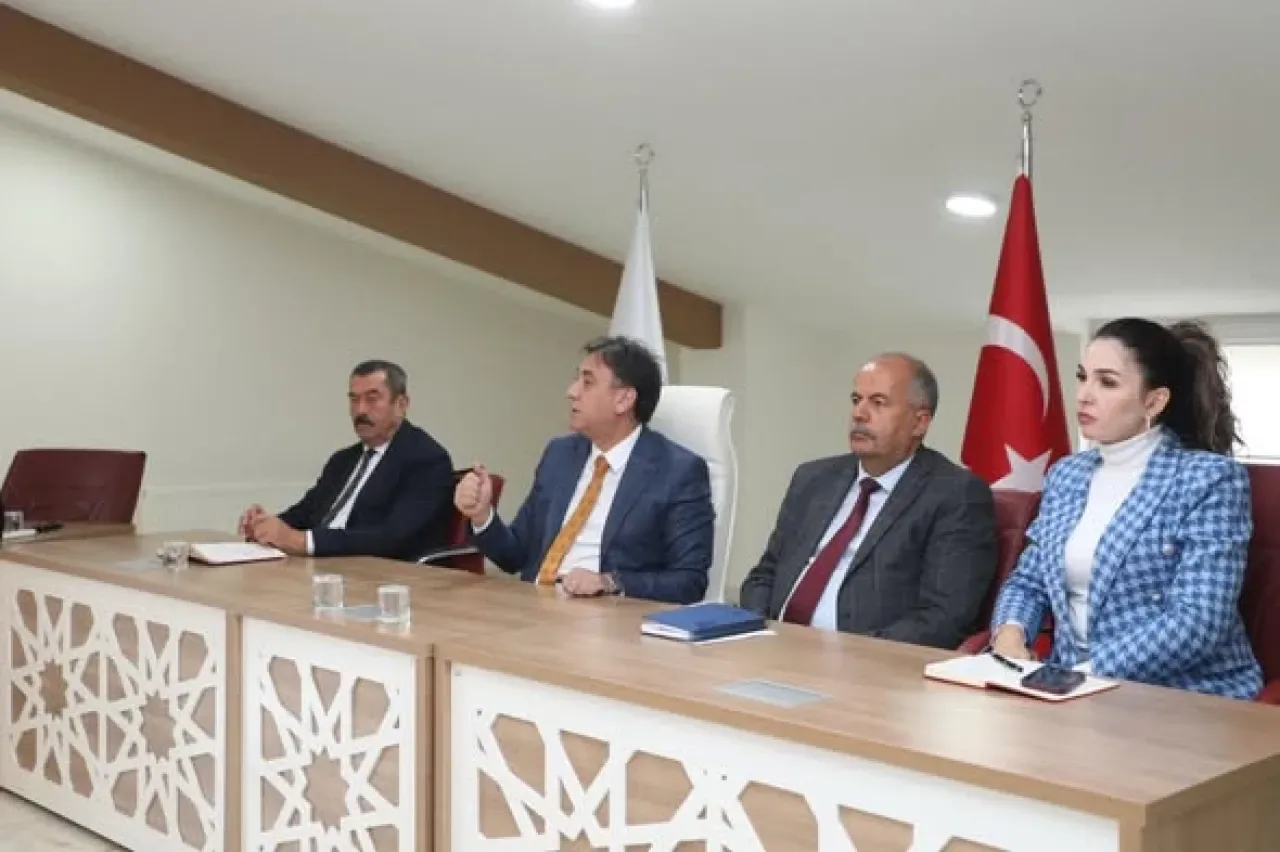 Develi Belediyesi'nde Olağan Değerlendirme Toplantısı Yapıldı Develi Belediyesi'nde Olağan Değerlendirme Toplantısı Yapıldı