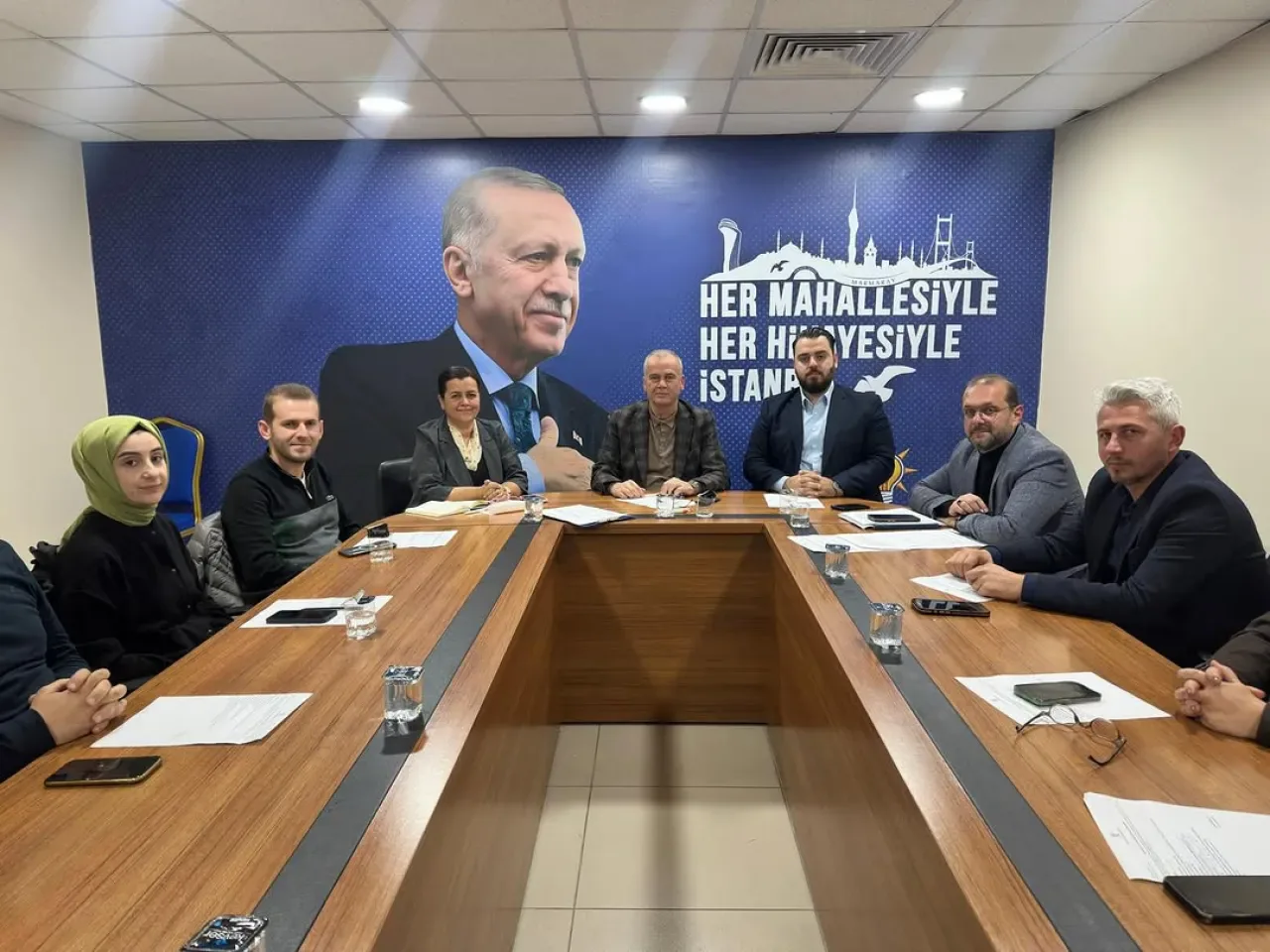 AK Parti Silivri'de Yürütme Kurulu Toplantısı Gerçekleştirildi AK Parti Silivri'de Yürütme Kurulu Toplantısı Gerçekleştirildi