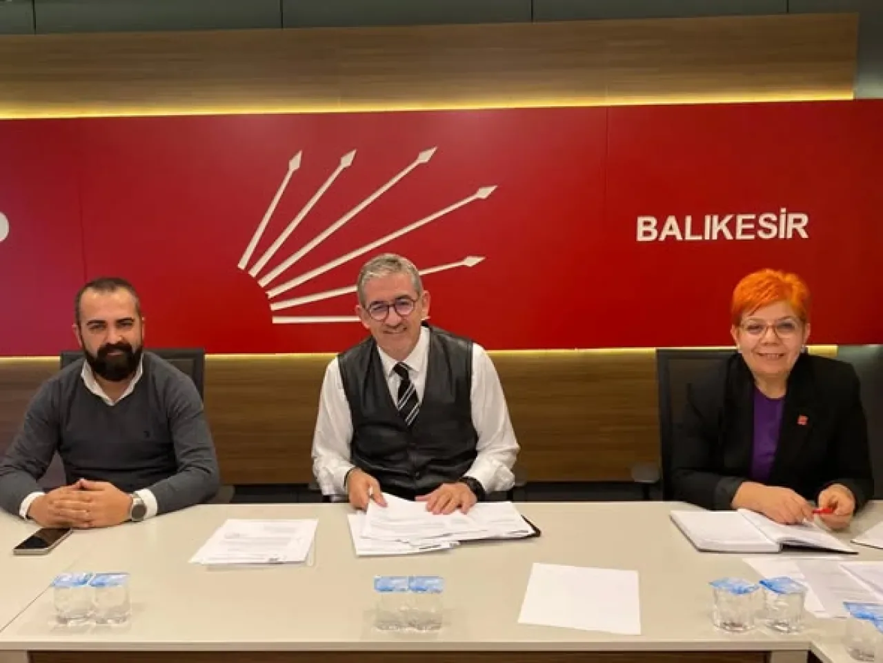 CHP Balıkesir'de Olağan İl Yönetim Kurulu Toplantısı Gerçekleştirildi CHP Balıkesir'de Olağan İl Yönetim Kurulu Toplantısı Gerçekleştirildi