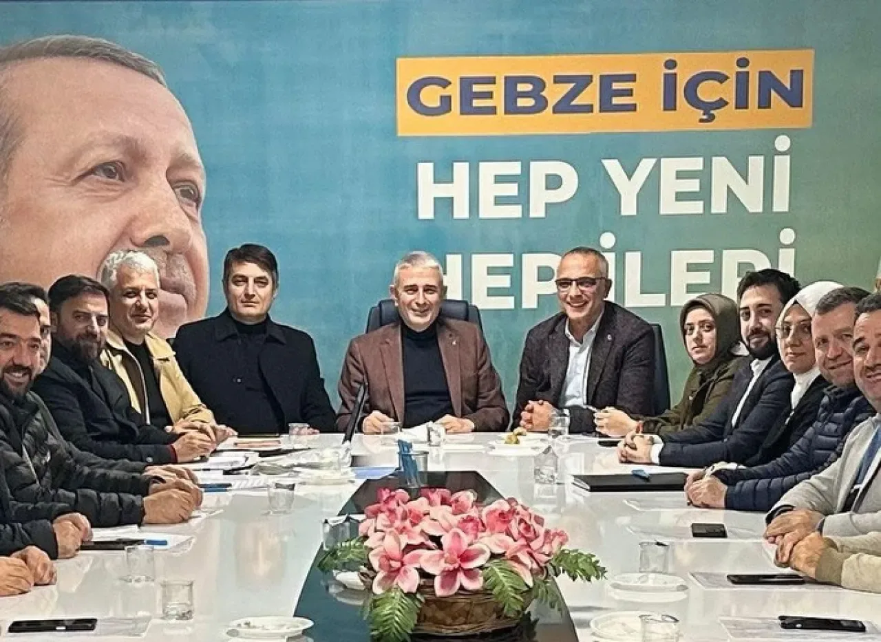 AK Genç Gebze Yönetim Kurulu Toplantısı Gerçekleştirildi AK Genç Gebze Yönetim Kurulu Toplantısı Gerçekleştirildi