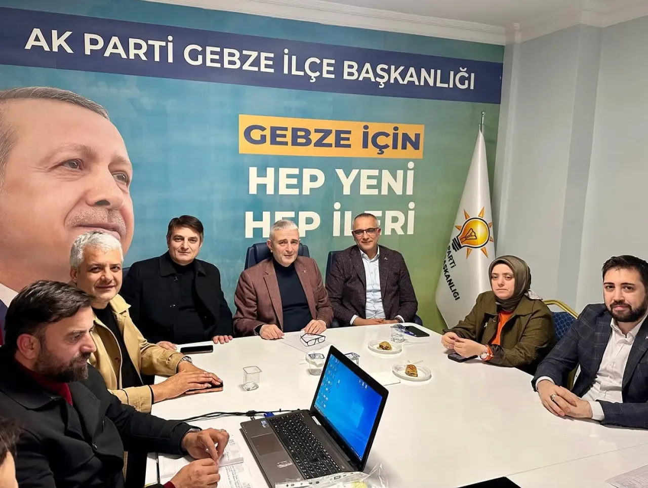 AK Parti Gebze İlçe Teşkilatı Yönetim Kurulu Toplantısı Gerçekleştirildi AK Parti Gebze İlçe Teşkilatı Yönetim Kurulu Toplantısı Gerçekleştirildi