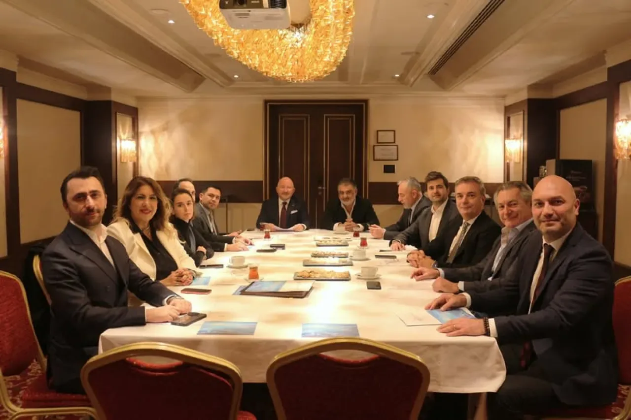 Gemi Yat ve Hizmetleri İhracatçıları Birliği Yıl Sonu Toplantısını Gerçekleştirdi Gemi Yat ve Hizmetleri İhracatçıları Birliği Yıl Sonu Toplantısını Gerçekleştirdi