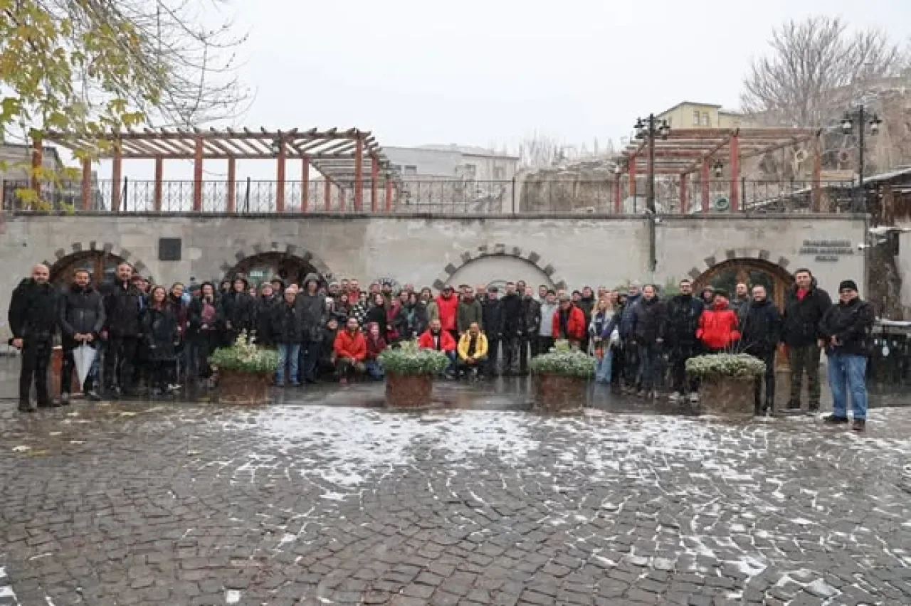 Kayseri'de Tarih ve Turizm Buluşması: Kültepe ve Osmanlı Sokağı Tanıtıldı Kayseri'de Tarih ve Turizm Buluşması: Kültepe ve Osmanlı Sokağı Tanıtıldı