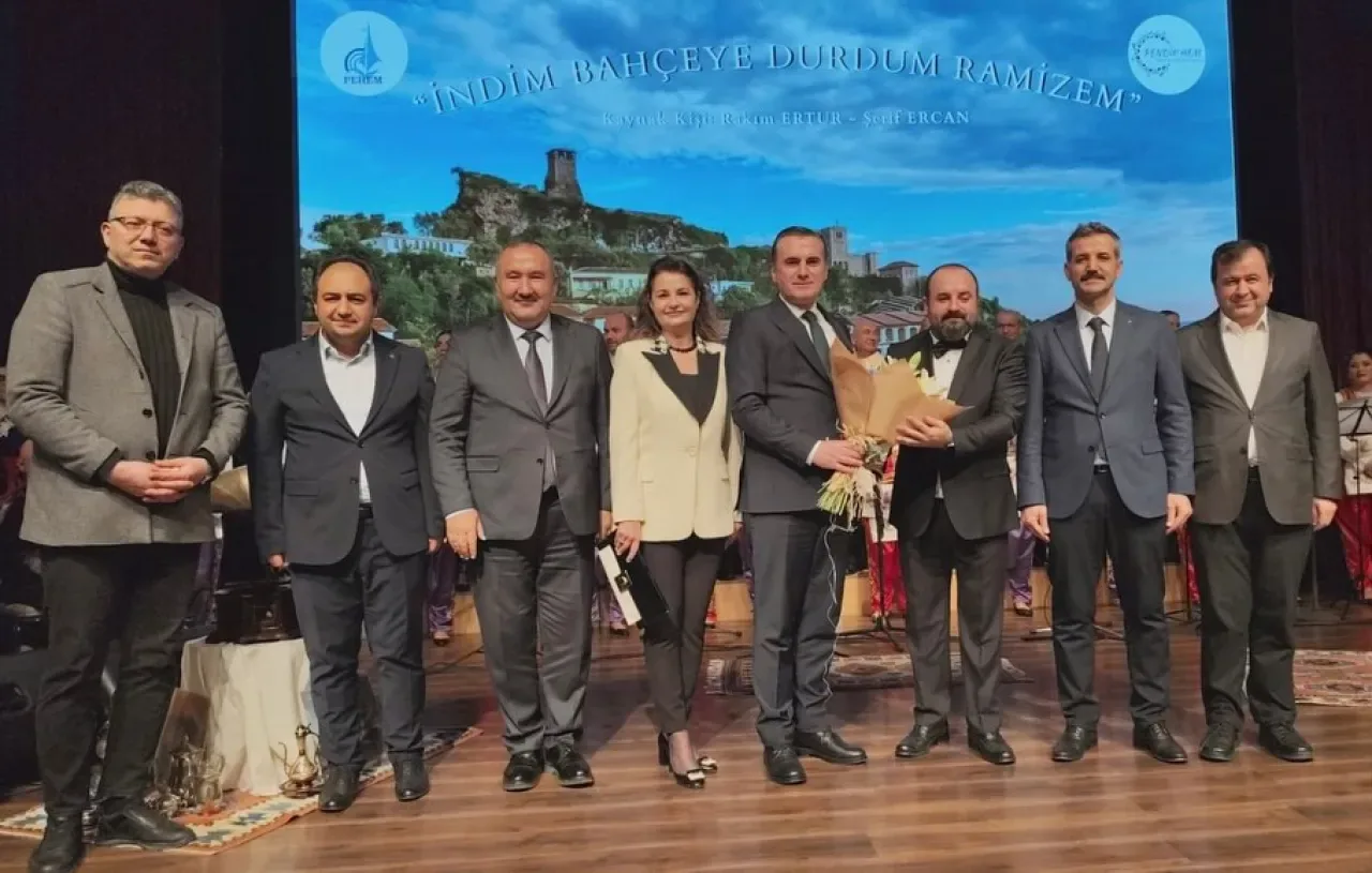 Pendik'te Türk Halk Müziği Korosu Sezona Merhaba Dedi Pendik'te Türk Halk Müziği Korosu Sezona Merhaba Dedi