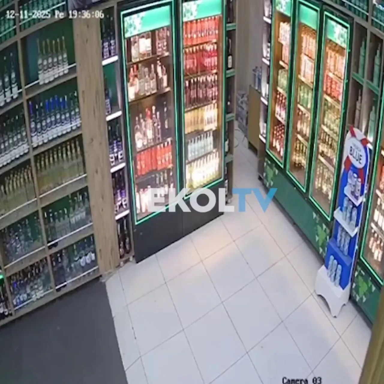 Diyarbakır'da Tekel Bayisine Bombalı Saldırı: 2 Kişi Tutuklandı Diyarbakır'da Tekel Bayisine Bombalı Saldırı: 2 Kişi Tutuklandı