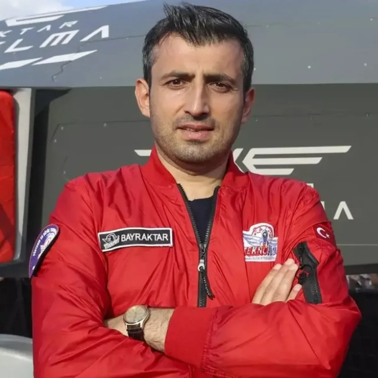 Selçuk Bayraktar'ın Siyasi Planları ve Muhafazakar Yeni Oluşum İddiaları Selçuk Bayraktar'ın Siyasi Planları ve Muhafazakar Yeni Oluşum İddiaları
