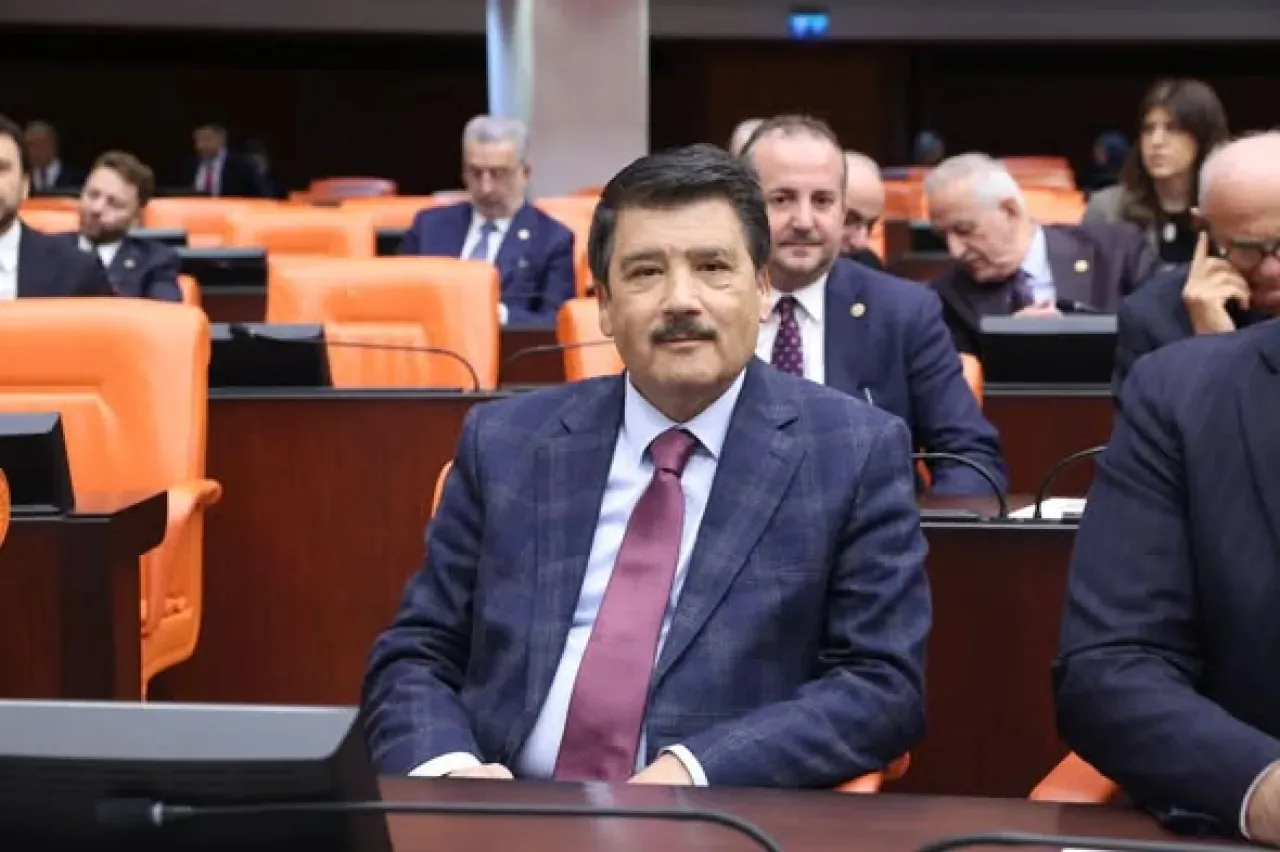 Antalya Milletvekili Kemal Çelik'ten 2026 Bütçe Görüşmelerinde Çevre ve Tarım Bakanlıklarına Odaklanan Değerlendirme Antalya Milletvekili Kemal Çelik'ten 2026 Bütçe Görüşmelerinde Çevre ve Tarım Bakanlıklarına Odaklanan Değerlendirme