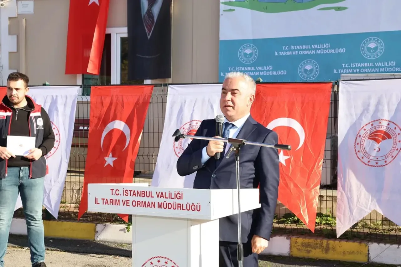 Şile'de Çiftçilere Sera Örtüsü Desteği Şile'de Çiftçilere Sera Örtüsü Desteği