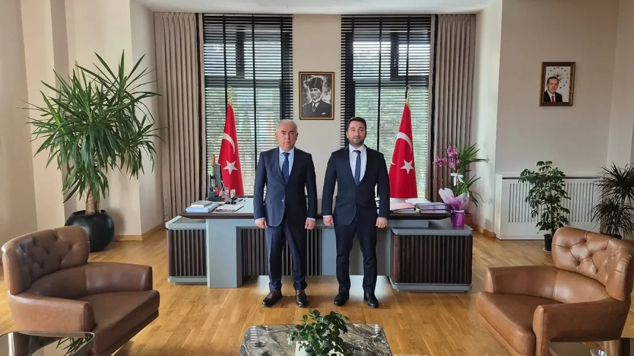 Şile Kaymakamı Mustafa Çit, İGDAŞ Şile Şebeke Şefi'ni Kabul Etti Şile Kaymakamı Mustafa Çit, İGDAŞ Şile Şebeke Şefi'ni Kabul Etti