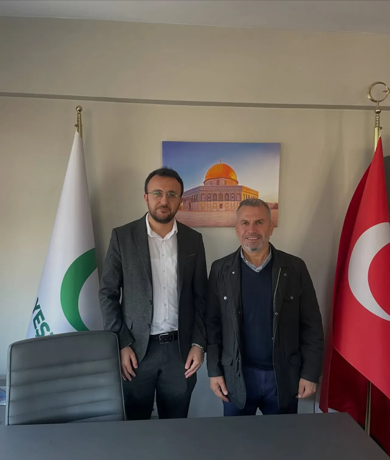 Yeşilay Eyüpsultan Şubesi ile Anadolu Yazarlar Birliği Arasında İş Birliği Görüşmeleri Yeşilay Eyüpsultan Şubesi ile Anadolu Yazarlar Birliği Arasında İş Birliği Görüşmeleri