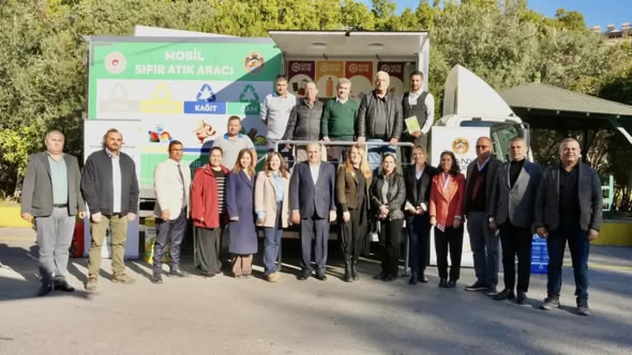 Alanya'da Çiftçilere Çevre Dostu Kart Desteği Alanya'da Çiftçilere Çevre Dostu Kart Desteği