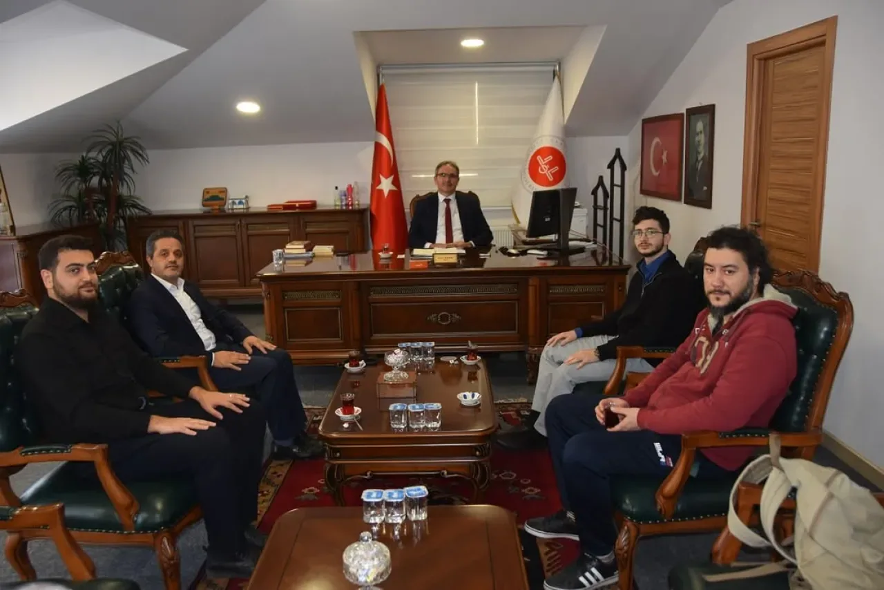 Bağcılar Merkez Camii Cemaati "Bir Bot Bir Mont" Projesine 83 Bin TL Bağış Topladı Bağcılar Merkez Camii Cemaati "Bir Bot Bir Mont" Projesine 83 Bin TL Bağış Topladı