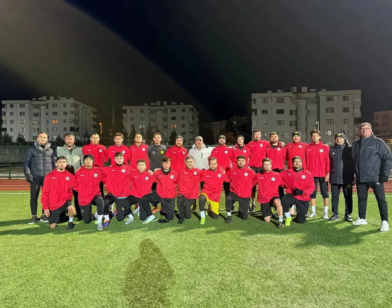 CHP Ayaş İlçe Başkanı Fatih Öztürk, Ayaş Spor'u Ziyaret Etti CHP Ayaş İlçe Başkanı Fatih Öztürk, Ayaş Spor'u Ziyaret Etti