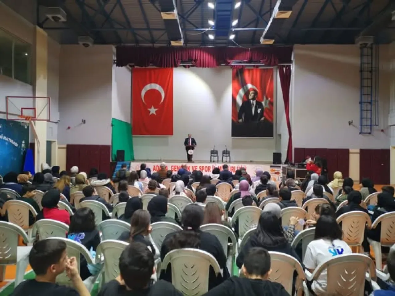 Yüreğir'de Mevlâna Haftası Gençlerle Anlamlandı Yüreğir'de Mevlâna Haftası Gençlerle Anlamlandı