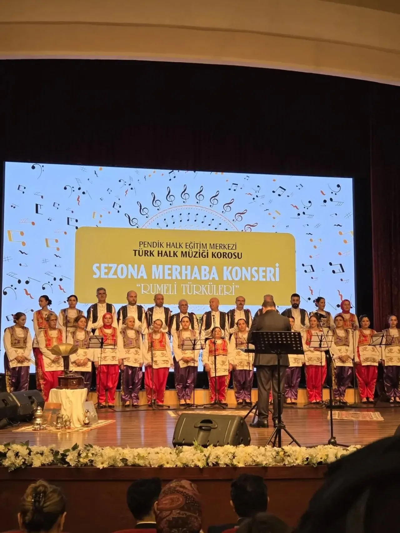 Pendik Halk Eğitim Merkezi THM Korosu Rumeli Türküleri ile Sezona Merhaba Dedi Pendik Halk Eğitim Merkezi THM Korosu Rumeli Türküleri ile Sezona Merhaba Dedi