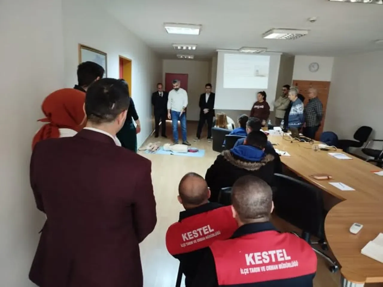 Bursa Kestel'de Tarım Personeline İlkyardım Eğitimi Bursa Kestel'de Tarım Personeline İlkyardım Eğitimi