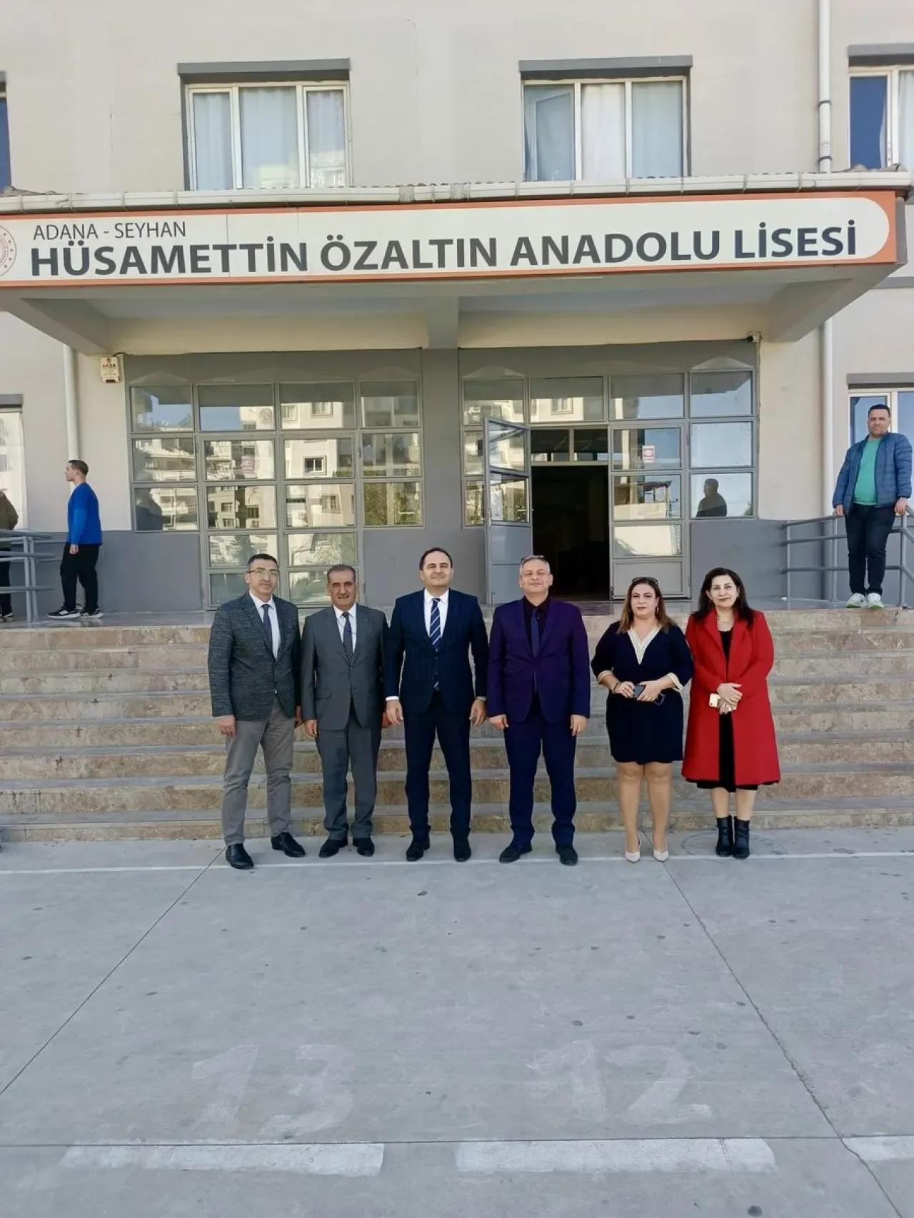 Seyhan'da Okuma Yazma Seferberliği: Eğitimde Fırsat Eşitliği Vurgusu Seyhan'da Okuma Yazma Seferberliği: Eğitimde Fırsat Eşitliği Vurgusu