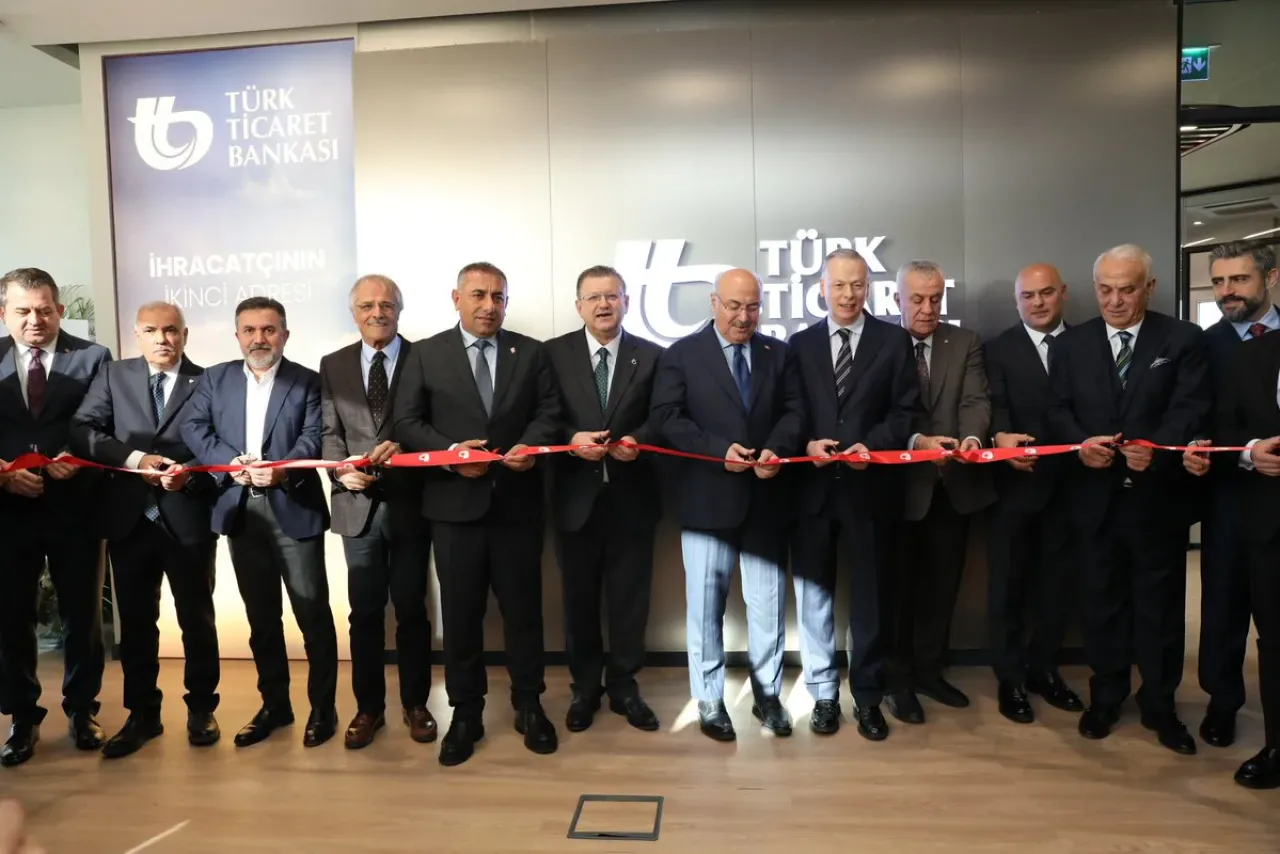 Adana'da İhracatçıları Güçlendirecek Önemli Adımlar Atıldı Adana'da İhracatçıları Güçlendirecek Önemli Adımlar Atıldı