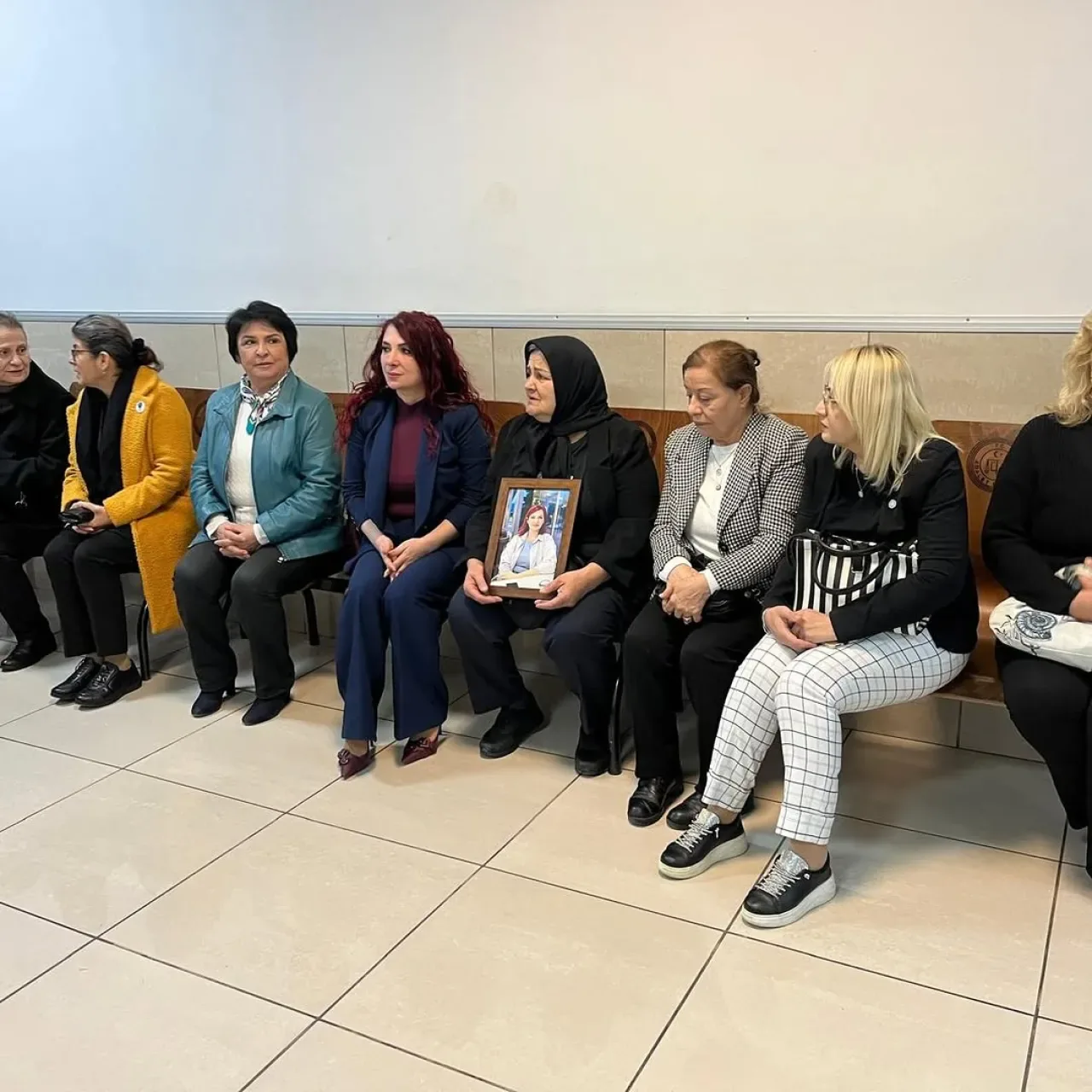 Antalya'da Boşanma Sürecindeki Eşi Tarafından Katledilen Fadim Temirhanoğulları Davasında Karar Antalya'da Boşanma Sürecindeki Eşi Tarafından Katledilen Fadim Temirhanoğulları Davasında Karar