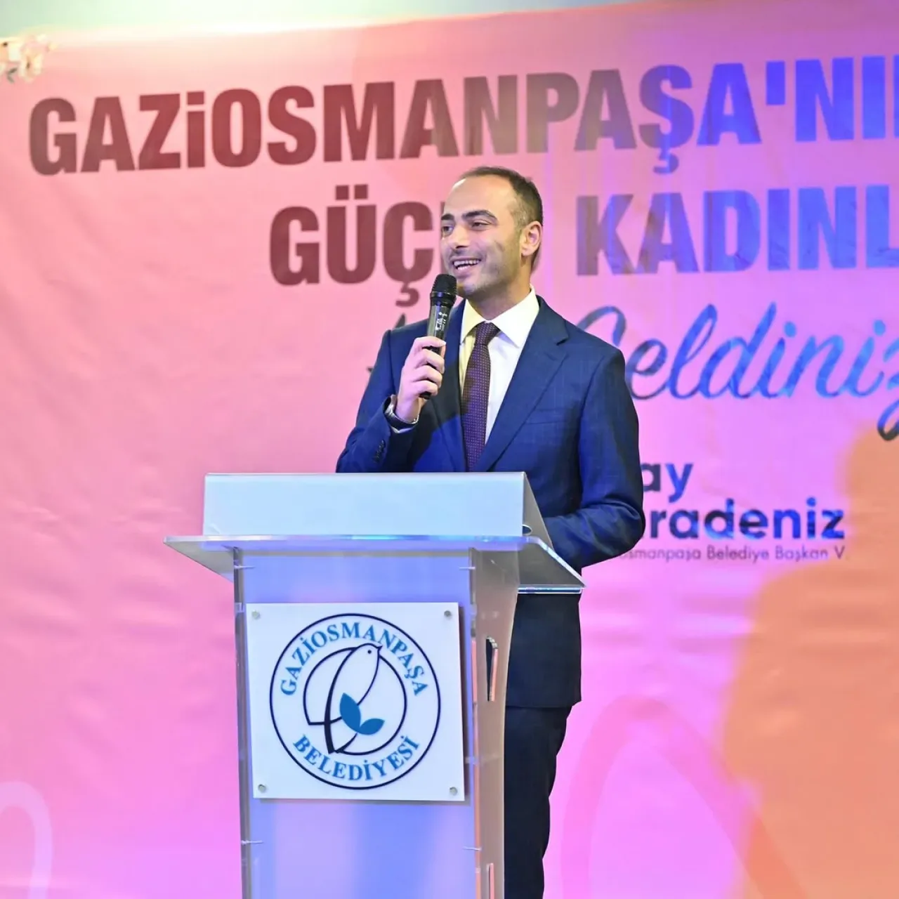Gaziosmanpaşa'da Okul Aile Birlikleri Buluşma Programı Düzenlendi Gaziosmanpaşa'da Okul Aile Birlikleri Buluşma Programı Düzenlendi