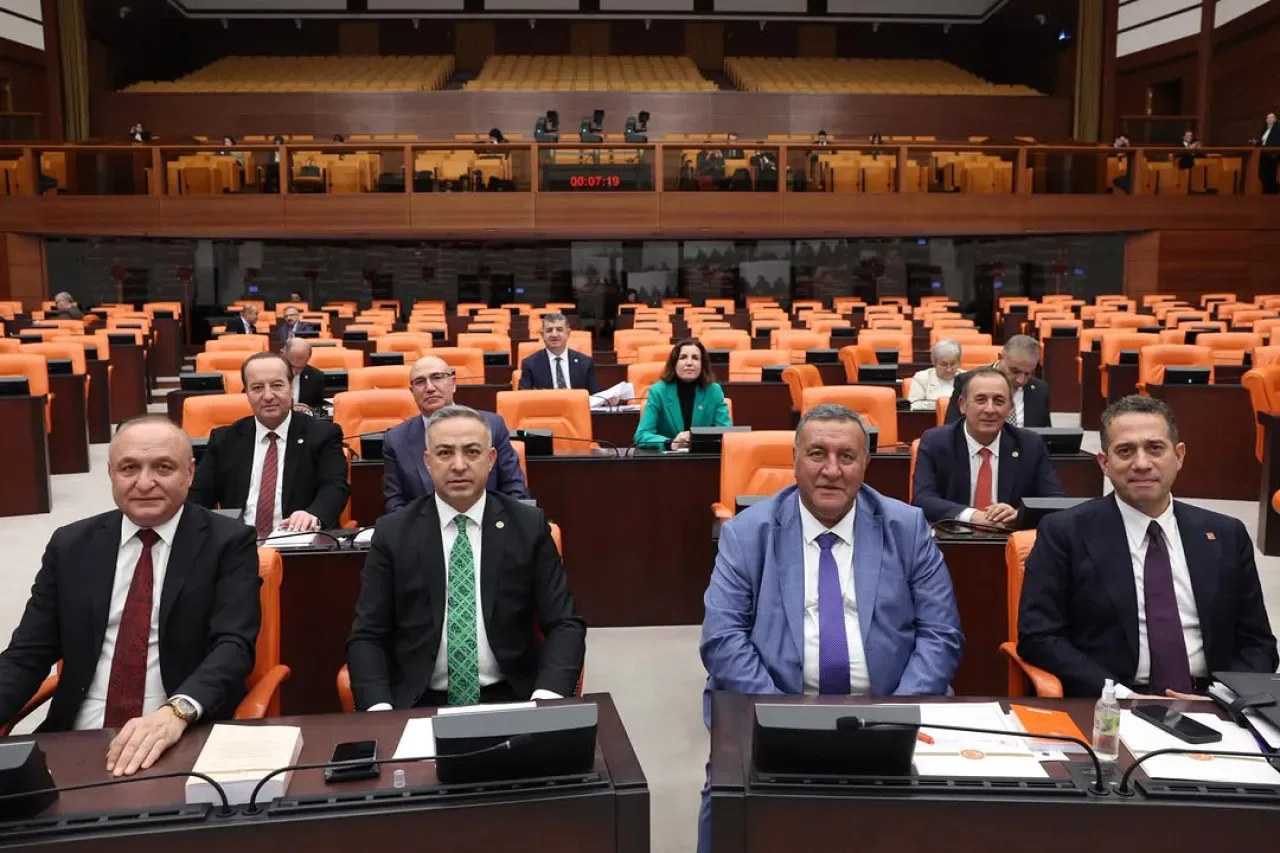 CHP'li Melih Meriç'ten Hükümet Bütçesine Sert Eleştiri: "Bu Bütçe Halkın Değil, Borç Düzeninin Bütçesidir" CHP'li Melih Meriç'ten Hükümet Bütçesine Sert Eleştiri: "Bu Bütçe Halkın Değil, Borç Düzeninin Bütçesidir"